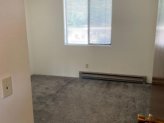 5th image of 630 NE Maiden Ln APT 10