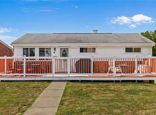 31 Wynnecliffe Dr, Carnegie, PA 15106