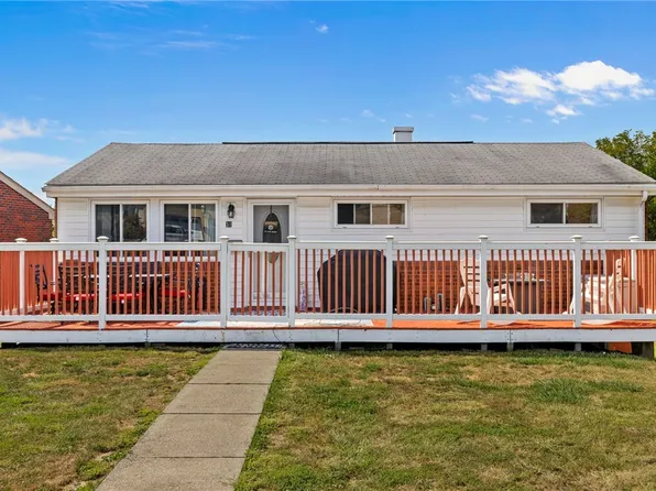 31 Wynnecliffe Dr, Carnegie, PA 15106