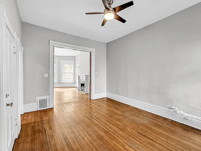 2125 E 13th Ave — Photo 15