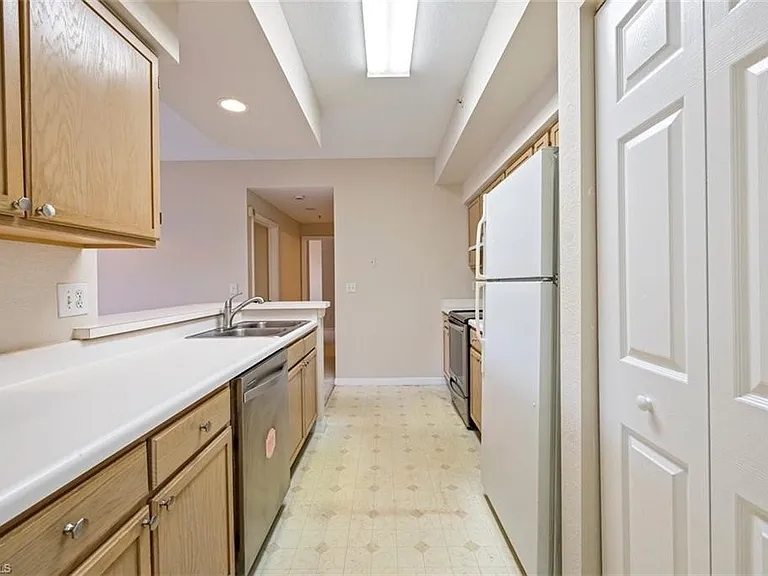 4635 Saint Croix Ln #1218 — Photo 11