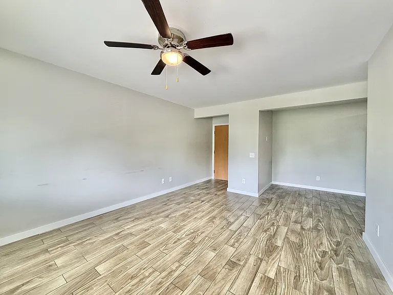 821 George Ave #10 — Photo 10