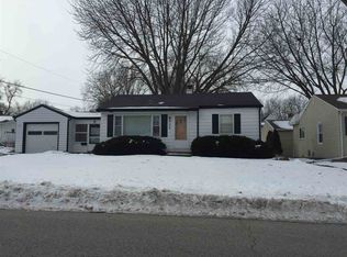 808 Oregon St, Waterloo, IA 50702