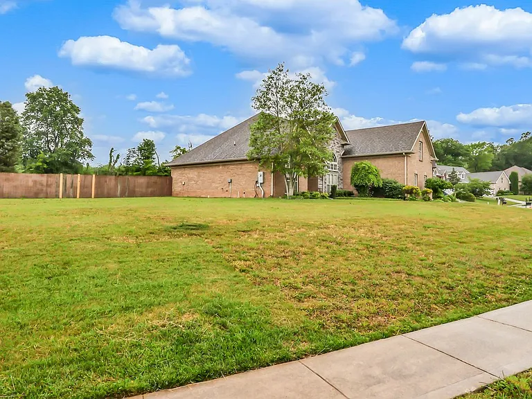 3636 Prestwicke Pl — Photo 33