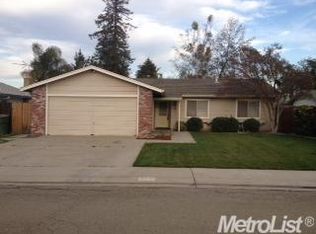 616 S Madsen Dr, Ripon, CA 95366