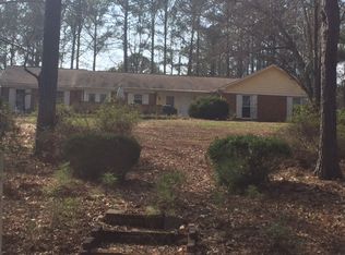 914 S Willowcrest Way, Lagrange, GA 30240
