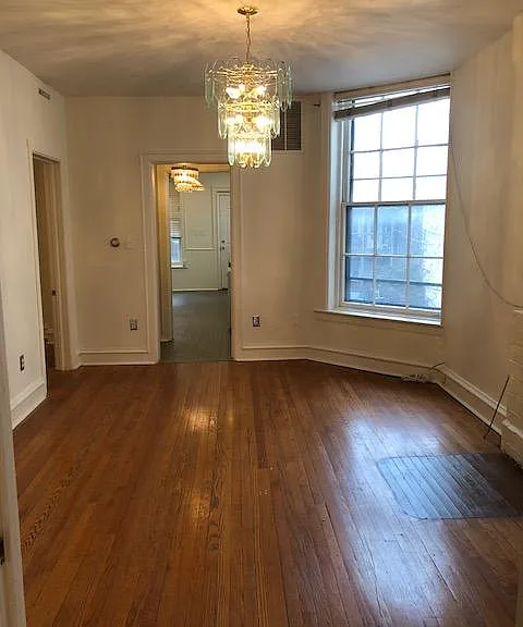 1628 N Wells St #2 — Photo 2