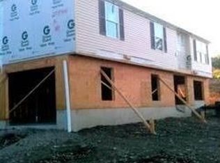 29 Hampton Rd, Marlboro, NY 12542