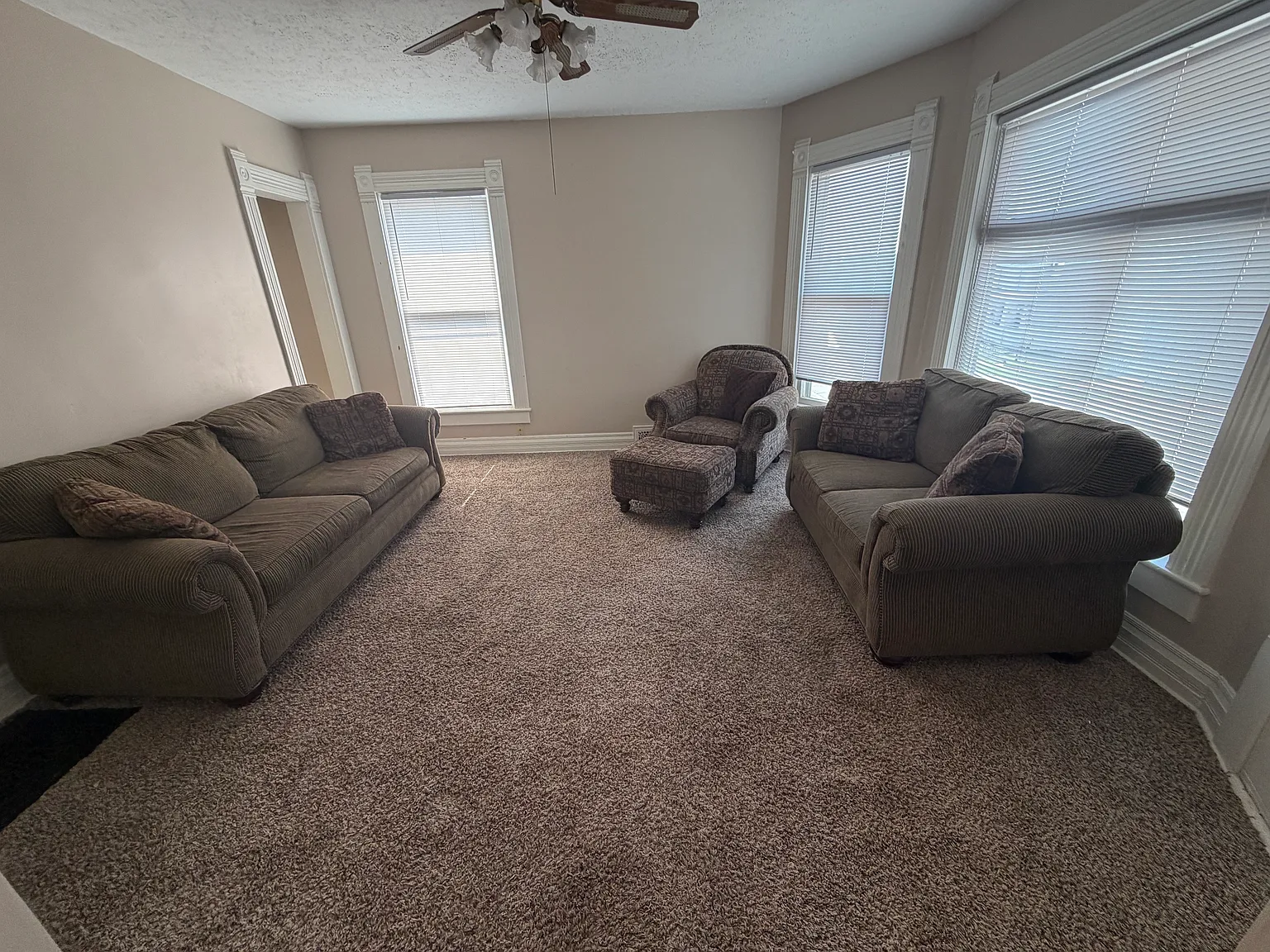 1 bed, 700 sqft, $850 — Photo 3