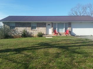 148 Old Valley Rd, Sharps Chapel, TN 37866