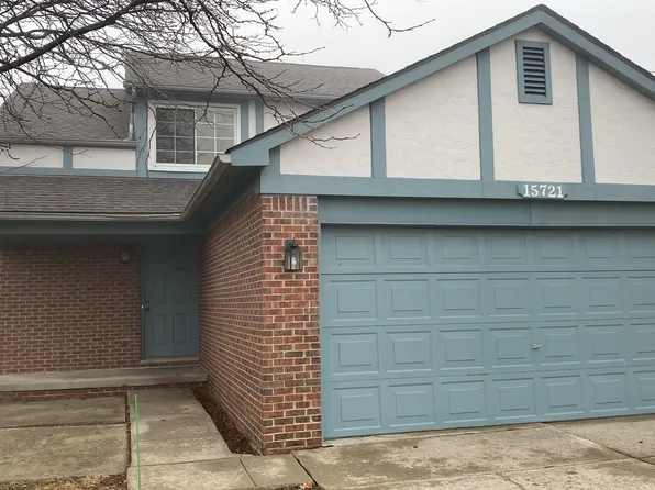 15721 Huntcliff Dr, Macomb, MI 48044