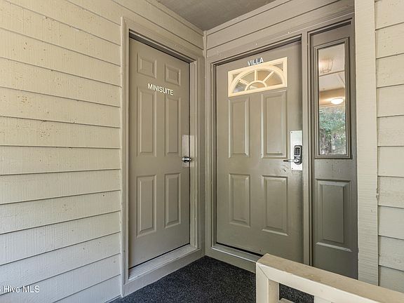 3rd image of 260 Clubhouse Road # 11b