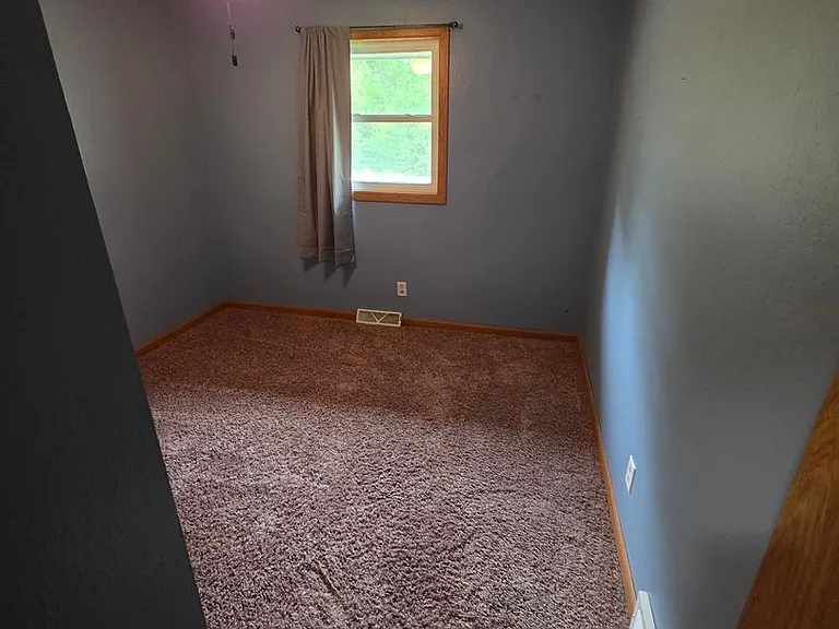 501 Adare Rd — Photo 7