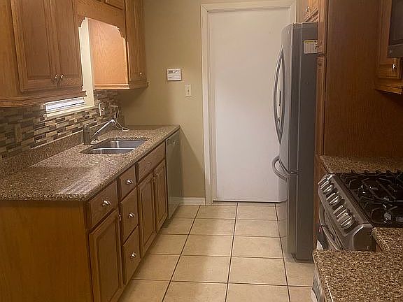 4th image of 105 Sumac Cir