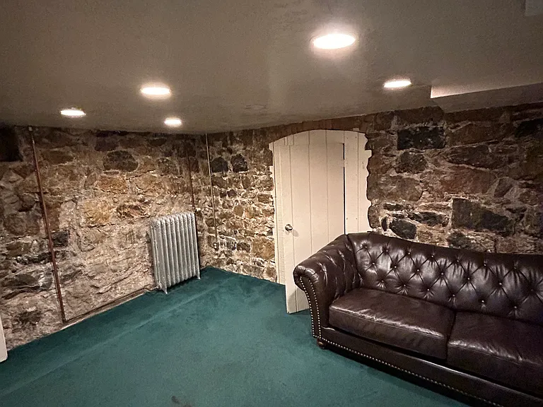 415 S University Ave #8 — Photo 9