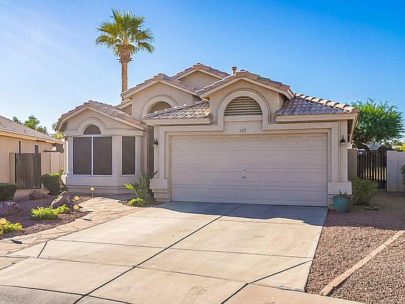 2nd image of 125 W Tumbleweed Ct