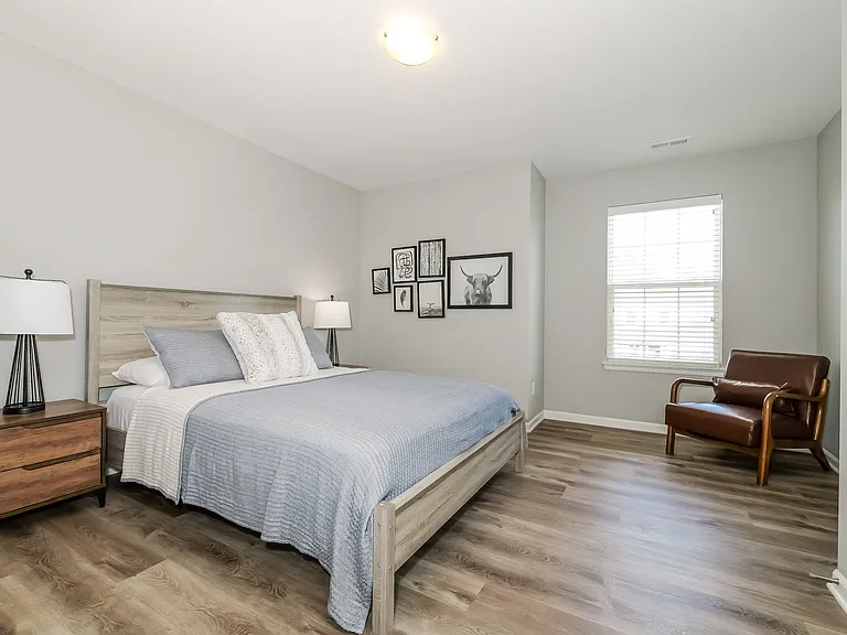 1005 NW High View Dr — Photo 8
