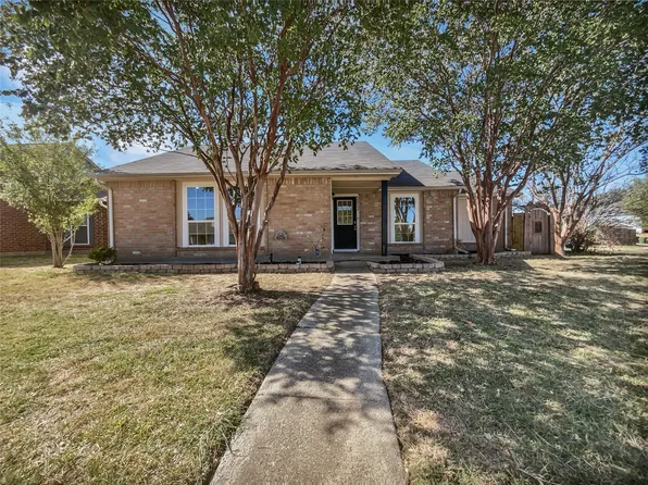 5612 Painter St, Lewisville, TX 75056