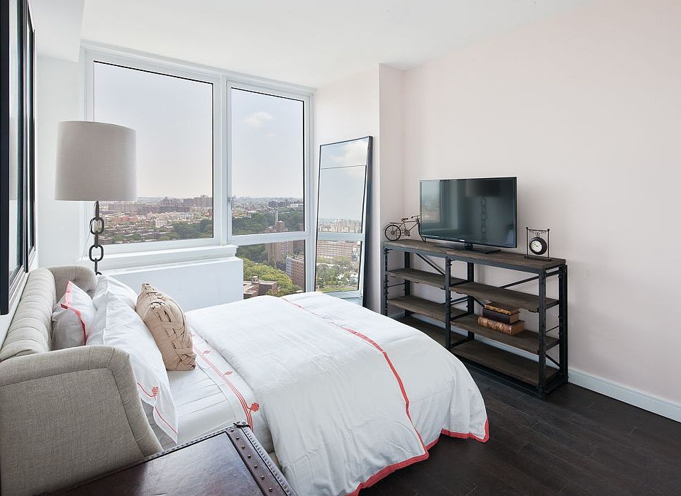 1st image of 309 Gold St APT 4E