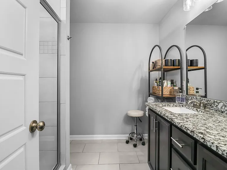 1286 Magnum Dr — Photo 27
