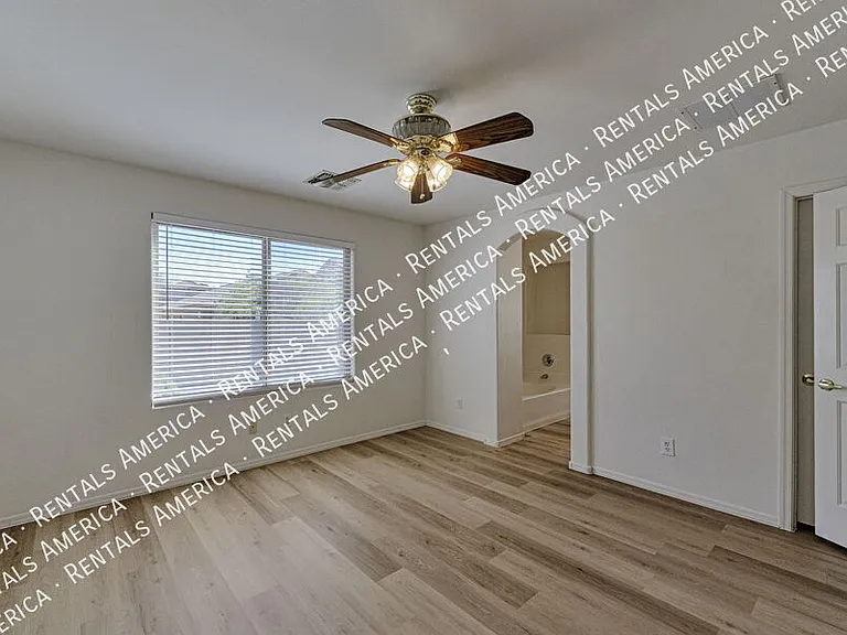 8421 S Burien Rd — Photo 15