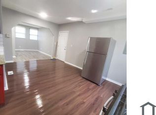 7527 S Colfax Ave, Chicago, IL 60649