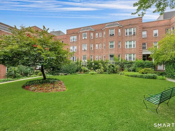 70 Strawberry Hill Avenue #3-2C, Stamford, CT 06902