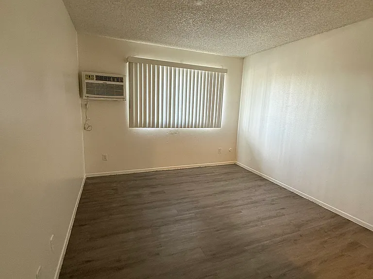 8661 Wilbur Ave #112A — Photo 4