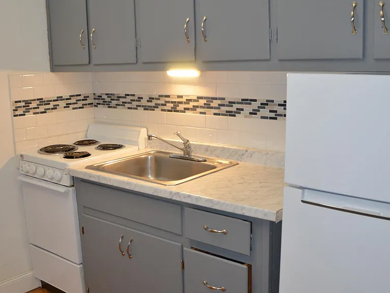 819 Columbia Ave #1 — Photo 6