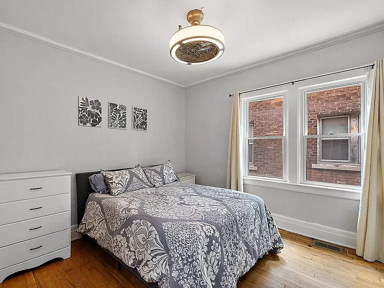 2256 W Philadelphia St — Photo 5