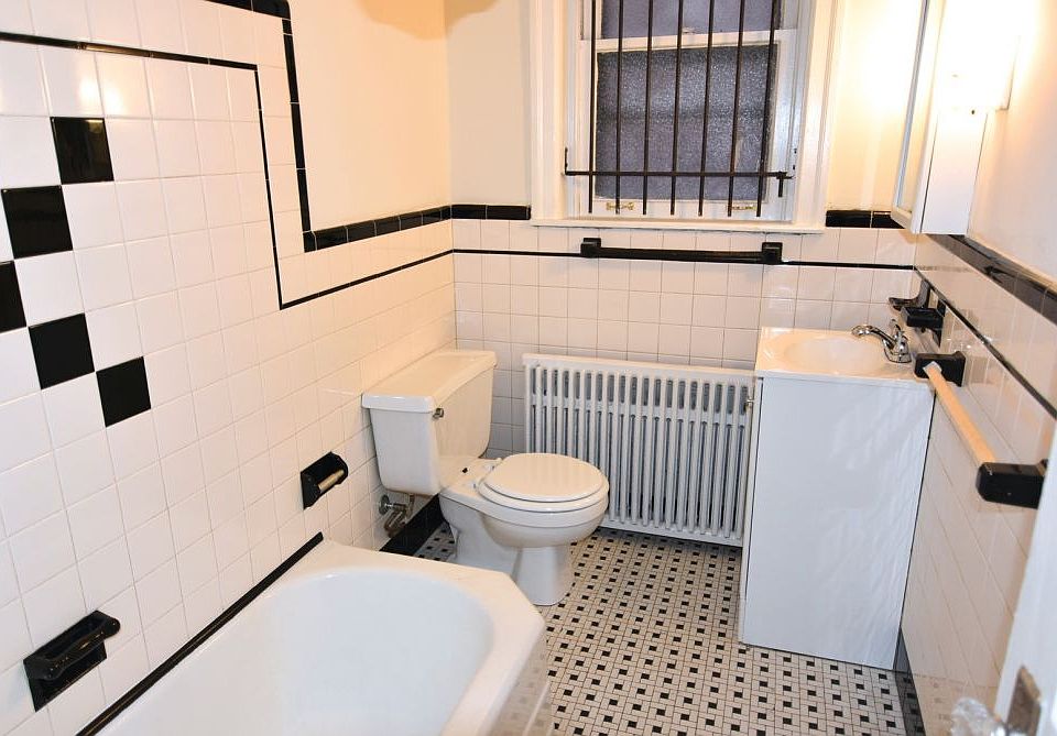 2nd image of 2217 N Broad St