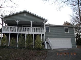 1665 Stoney Point Cir, Rocky Face, GA 30740