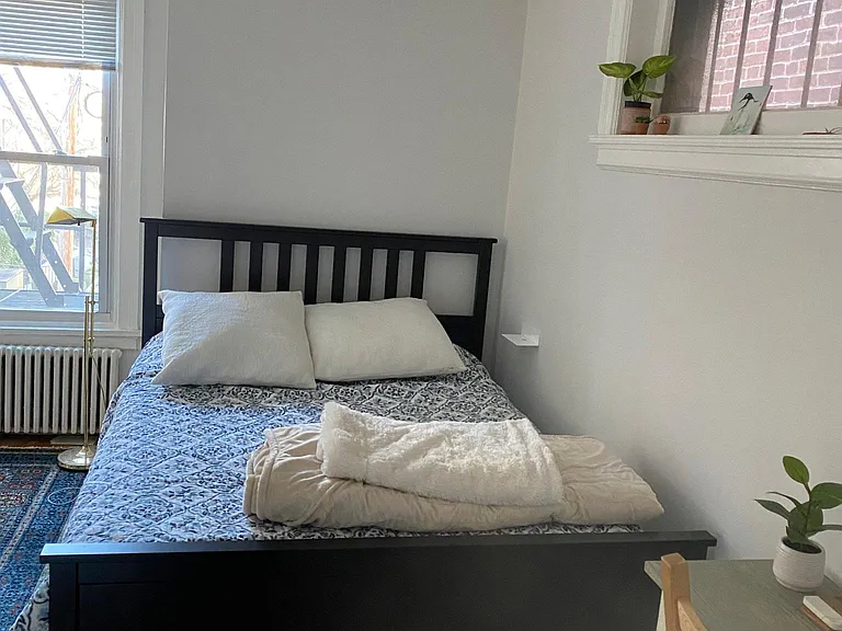 1847 Calvert St NW #5 — Photo 13