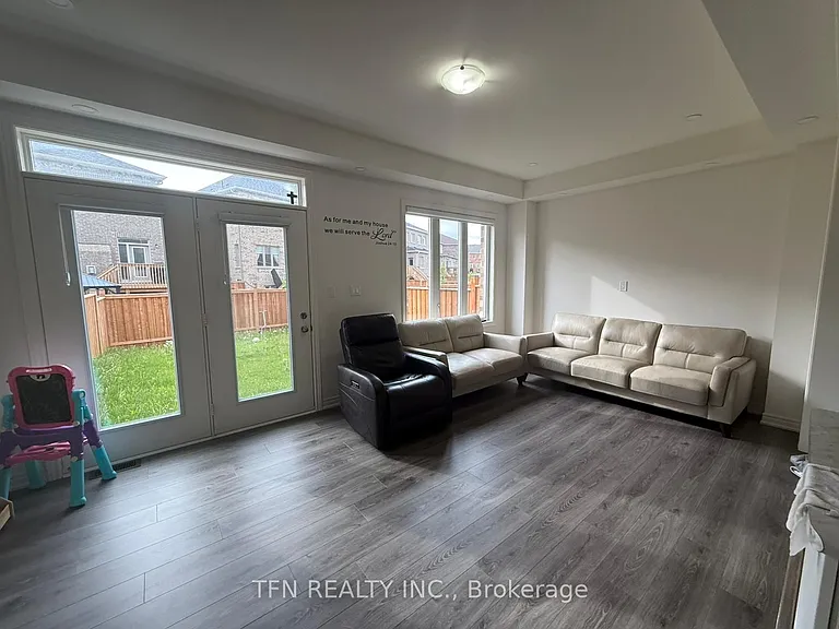 267 Great Falls Blvd — Photo 25