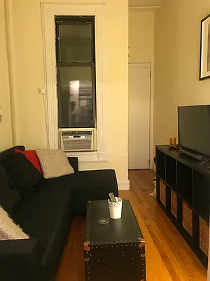 Rented by Oxford Property Group | media 22