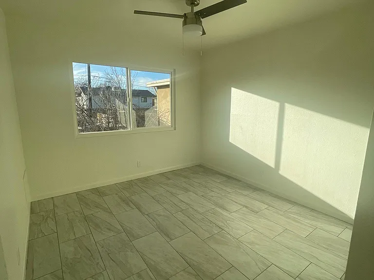 38509 5th St E #4 — Photo 6