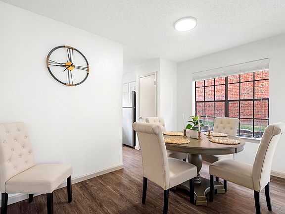 4th image of 5451 Independence Pkwy #1101