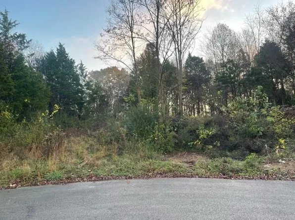 20 & 22 Harwood St, Glasgow, KY 42141