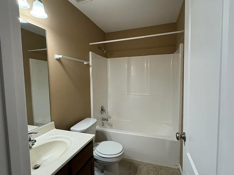4209 Bold Venture Dr — Photo 11