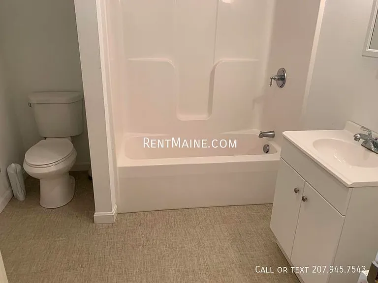 27 Margin St #1 — Photo 16