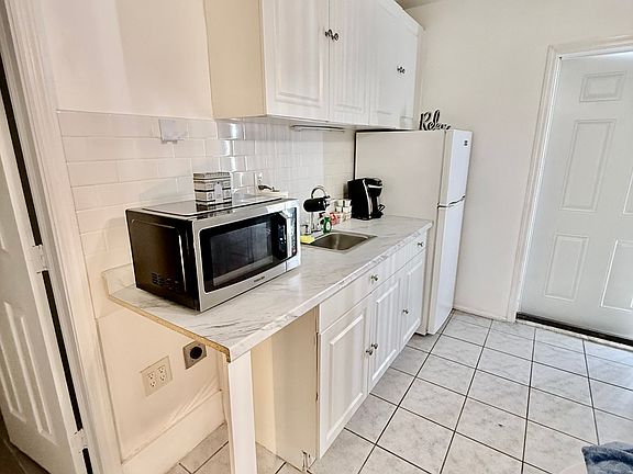 4th image of 500-510 SW 7th St #1