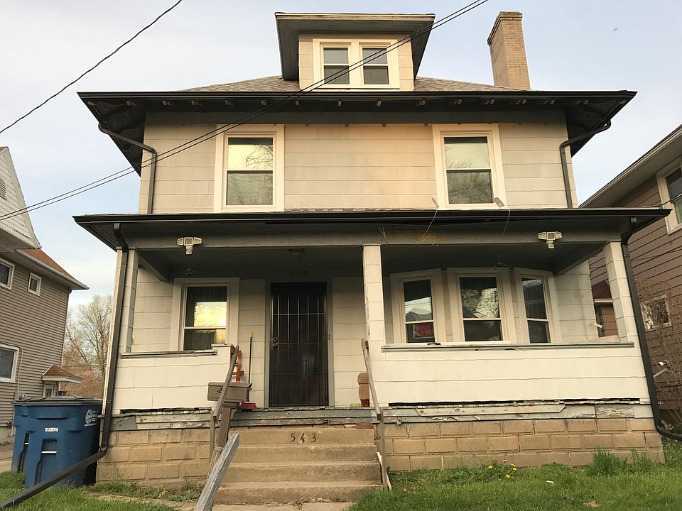 2nd image of 543 Arden Pl