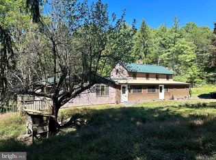 1643 Brady Hollow Rd, Brandywine, WV 26802