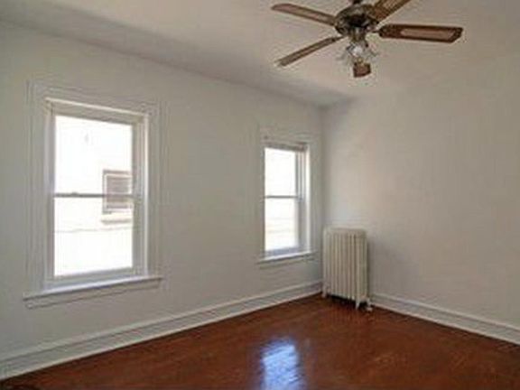 3rd image of 5723 N Campbell Ave APT 1