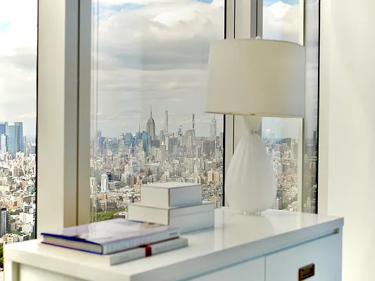 Rented by Extell Marketing Group LLC | media 46