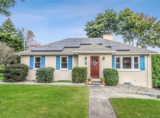 5 Francis Rd, Danbury, CT 06810