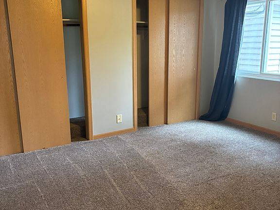 5th image of 3848 Sweetbriar Ln