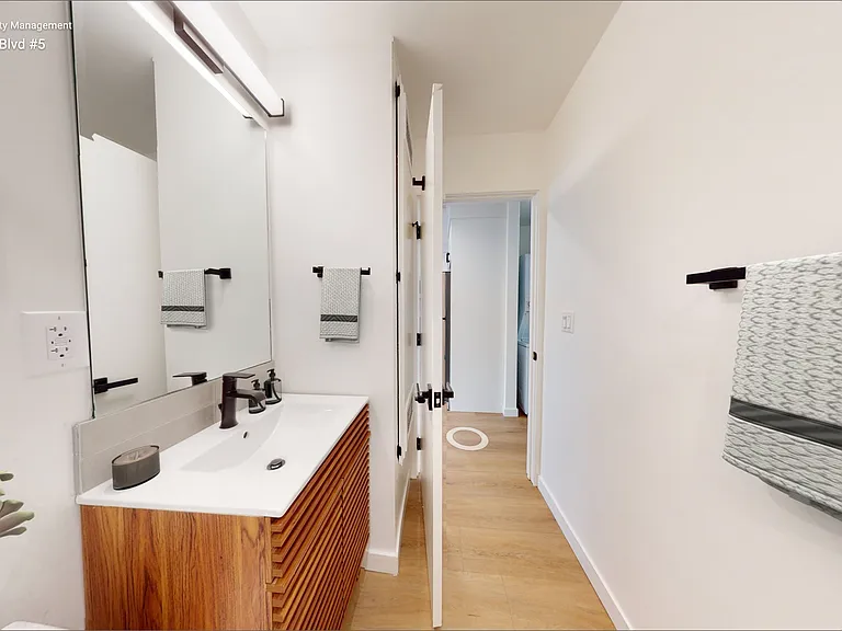 611 Occidental Blvd — Photo 11