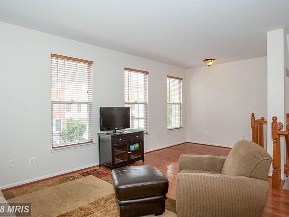 4th image of 5133 Ballycastle Cir