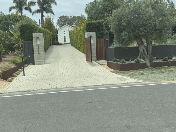 1116 Crest Dr, Encinitas, CA 92024